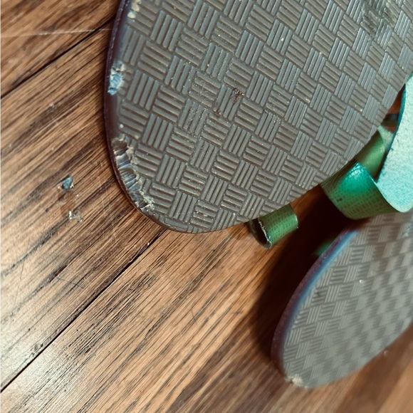 Bamboo Green Strappy Flat Sandals – Size 8.5 - Picture 6 of 8